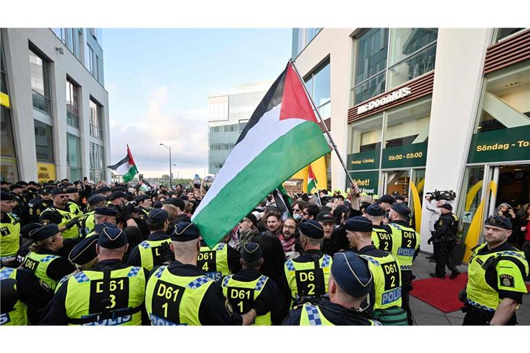 Die Proteste gegen die Teilnahme Israels am ESC in Malmö verliefen größtenteils friedlich.