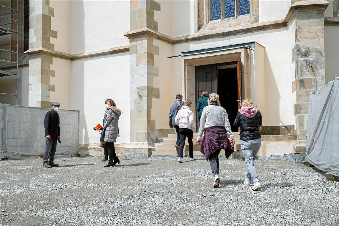   Führungen durch die renovierte Stiftskirche wurden gerne wahrgenommen