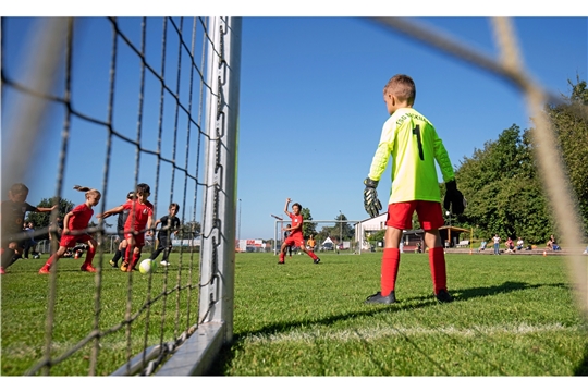 Impressionen von den Fußball-Turnieren "Zurück im Spiel"