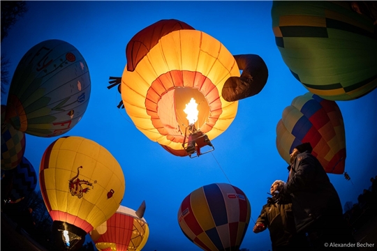8. Modellballonfeschdle Althütte - Traditioneller Höhepunkt der Veranstaltung ist das Modellballonglühen am Samstagabend um 18:30 beim Sportplatz in Sechselberg