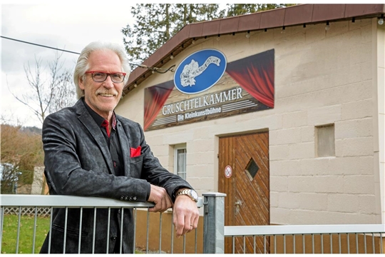 Charley Graf hat die Gruschtelkammer ins Leben gerufen und ist erster Vorsitzender des Fördervereins Kleinkunstbühne. 