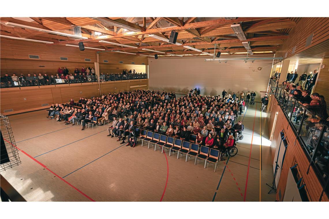  BKZ Wahlpodium 2025 in Oppenweiler - volles Haus in der Gemeindehalle