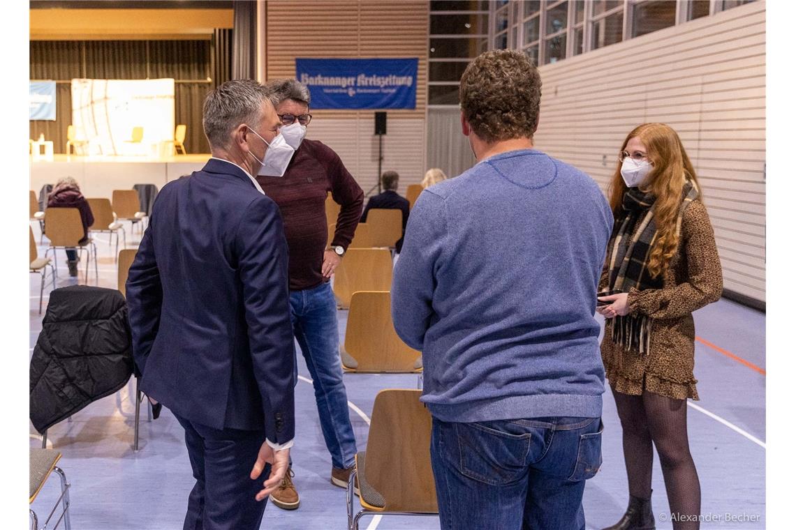 // BKZ-Wahlpodium, Bürgermeisterwahlen in Weissach im Tal, Podiumsveranstaltung ...