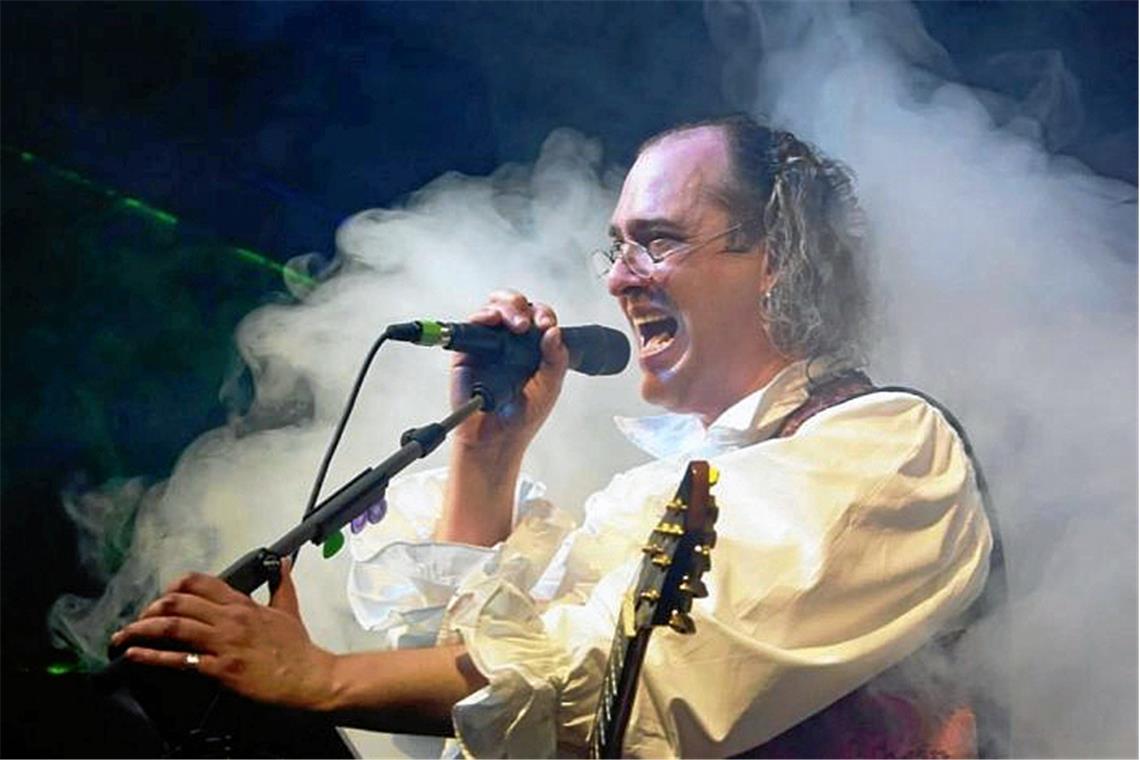  Glam and the Glitters sind 2015 aufgetreten. 