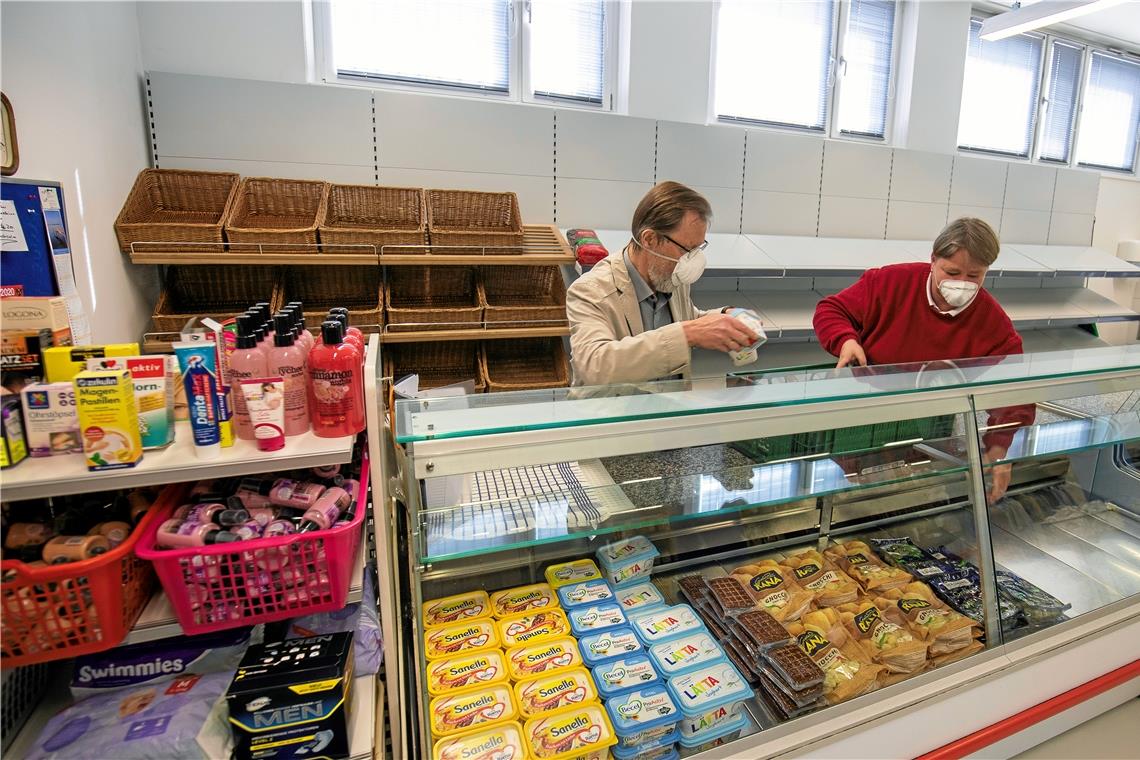  Hilfsangebote wie etwa die Backnanger Tafel werden derzeit stark nachgefragt. Foto: Alexander Becher 