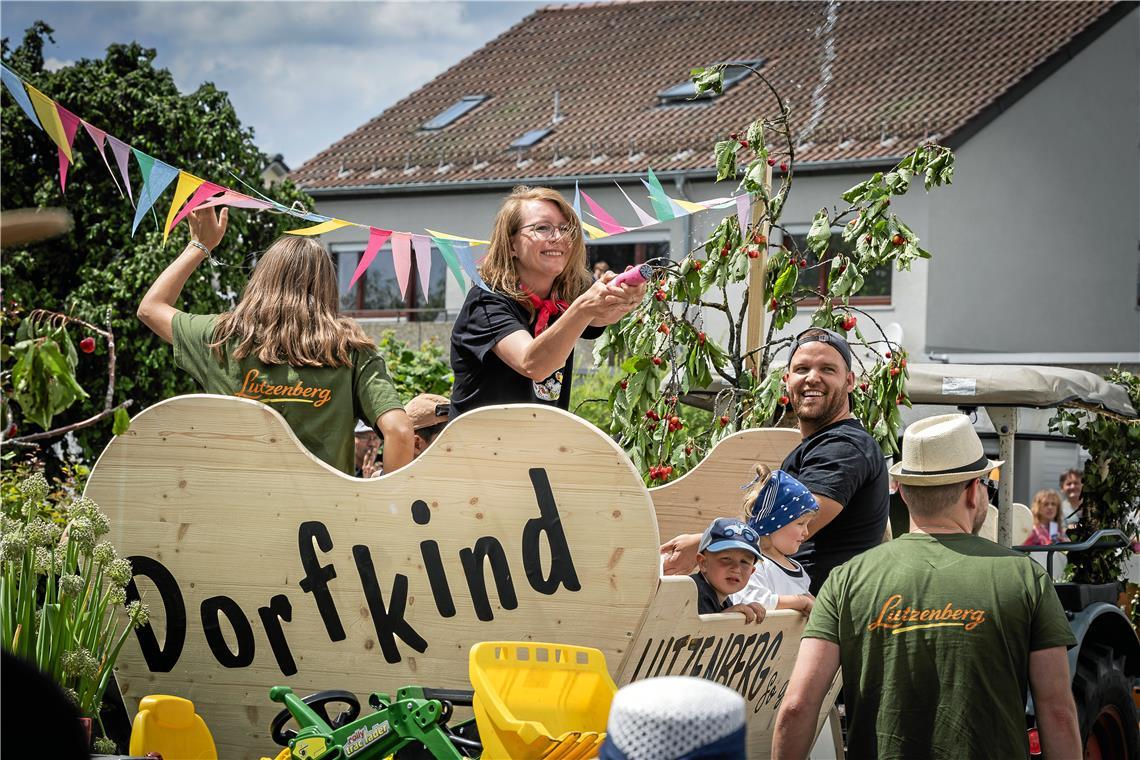 // Höhepunkt der Heimattage Althütte: Der Festumzug am Sonntag den 14.6.2026 dur...
