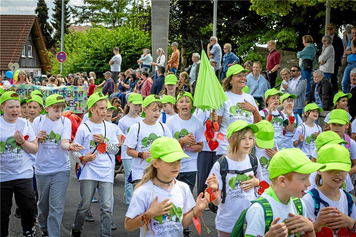 // Höhepunkt der Heimattage Althütte: Der Festumzug am Sonntag den 14.6.2026 dur...