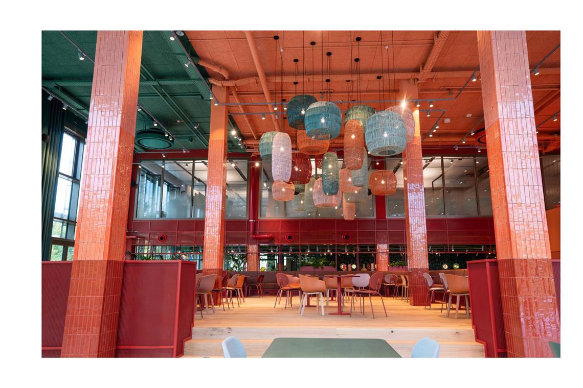 . . .  in Aschheim-Dornach bei München.