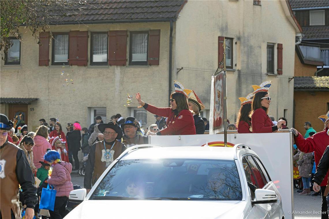 // Narrensprung durch Sulzbach an der Murr am Faschingsdienstag den 13.2.2024