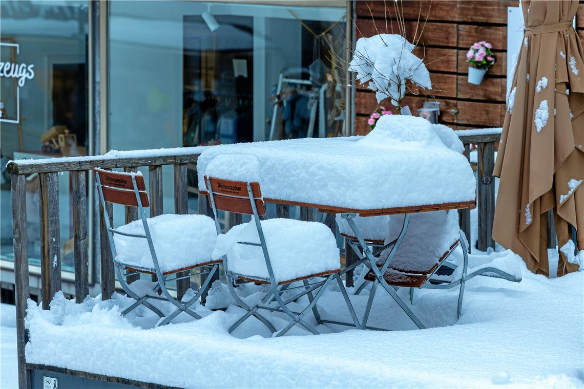 // über Nacht 20cm Neuschnee in Backnang, 26.01.2026