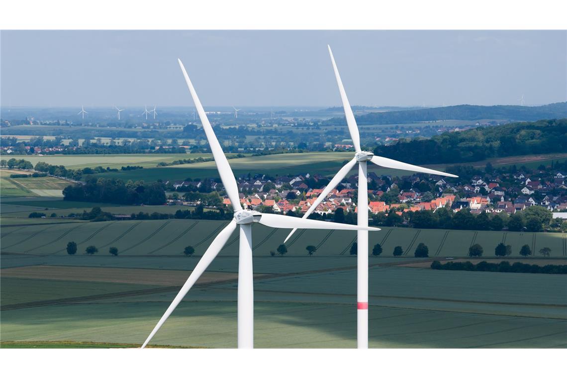 Behörden: Anträge für neue Windräder steigen sprunghaft an 1.100 neue Windradanträge seit Ende Mai (Symbolbild)