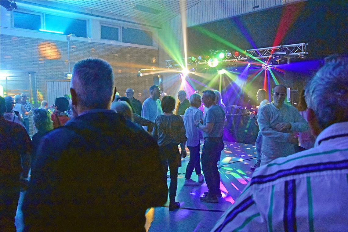 12. "Remember Alte Grube Party" des Disco Club Oberbrüden in der Gemeindehalle U...