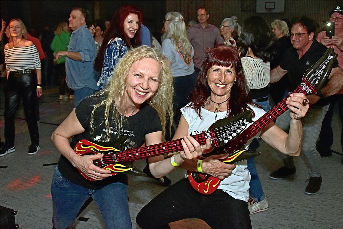 12. "Remember Alte Grube Party" des Disco Club Oberbrüden in der Gemeindehalle U...