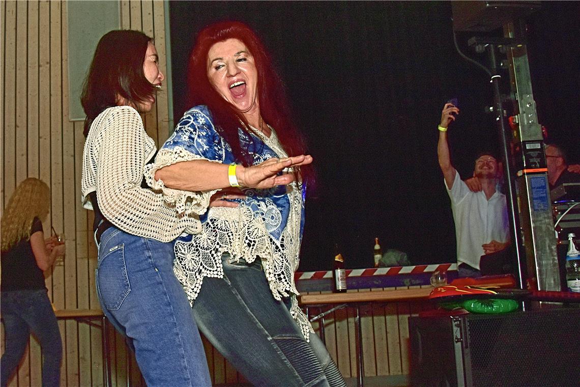 12. "Remember Alte Grube Party" des Disco Club Oberbrüden in der Gemeindehalle U...