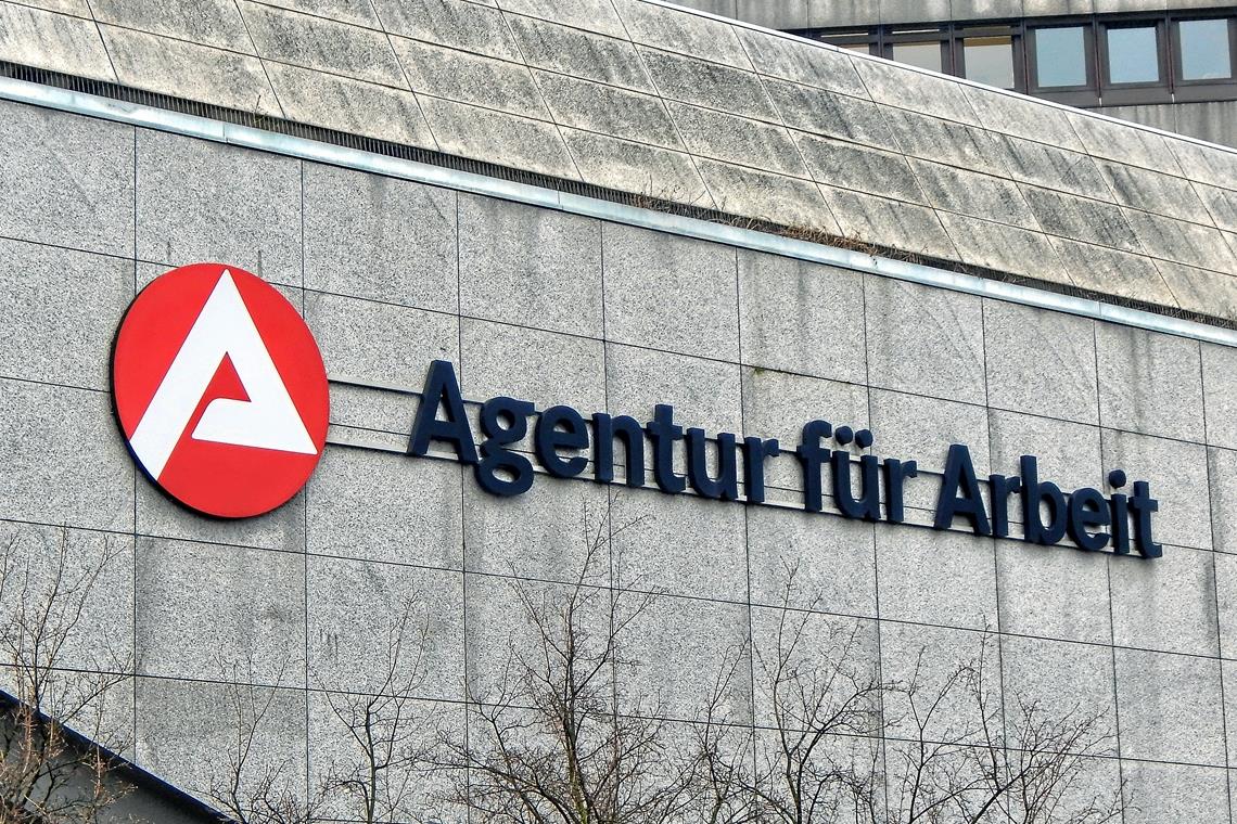Konjunktur trübt sich ein 1239 Personen haben sich im Januar aufgrund der Beendigung ihres Beschäftigungsverhältnisses bei der Agentur beziehungsweise beim Jobcenter Rems-Murr arbeitslos gemeldet.Foto: B. Bronisz