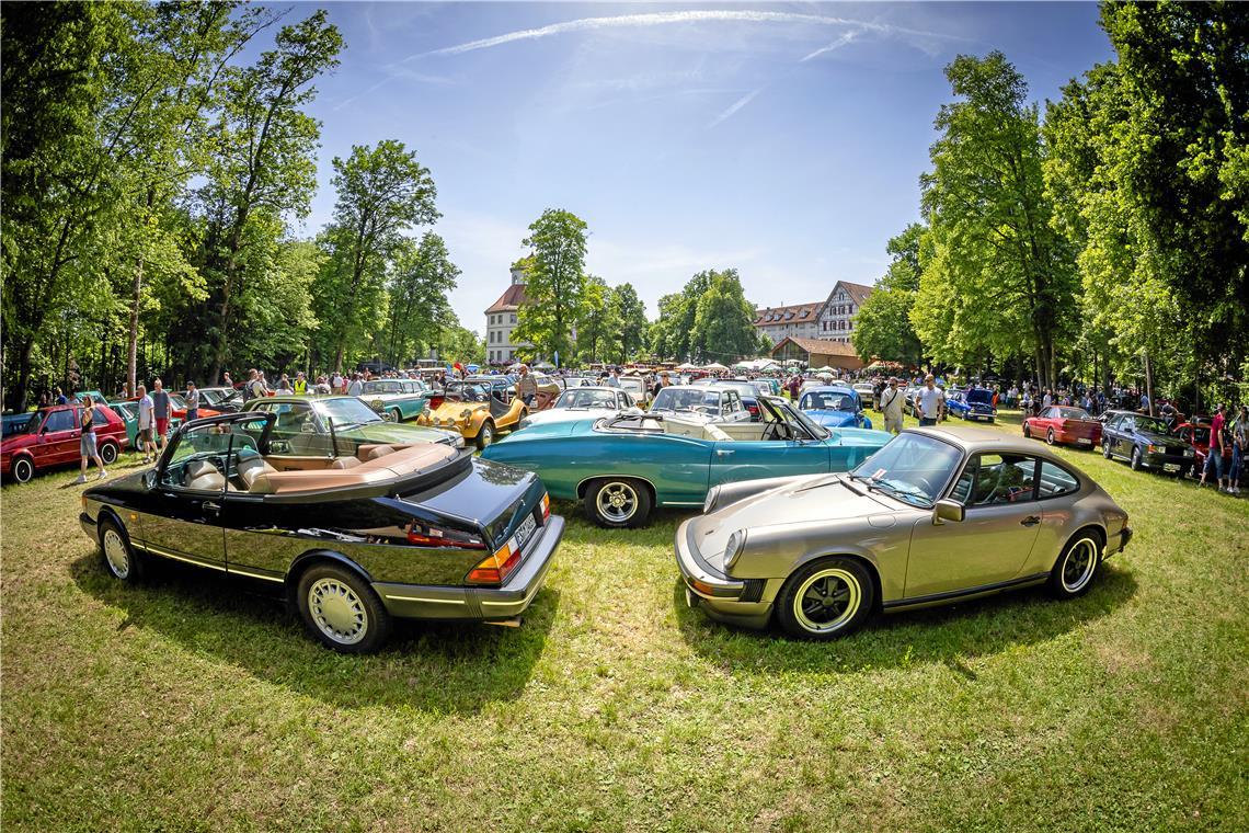 13. Oldtimerpräsentation im Schloßpark Oppenweiler