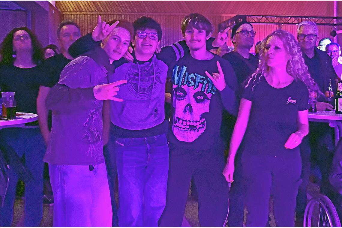 2. WINTER ROCK NIGHT in Althütte" mit den Bands JuxRock und Friendly Elf. SK