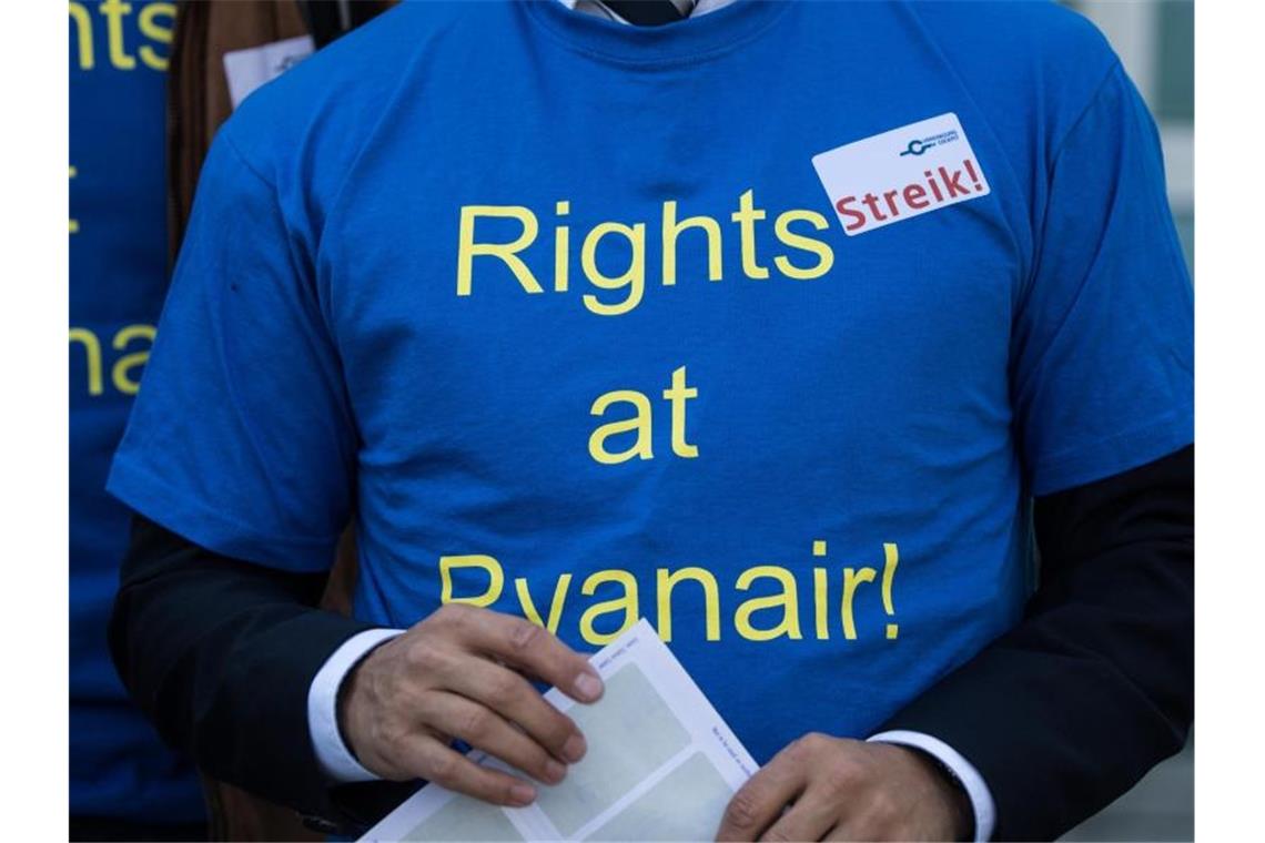 2018 streikten die Ryanair-Piloten - wie hier am Flughafen in Frankfurt. Foto: Andreas Arnold