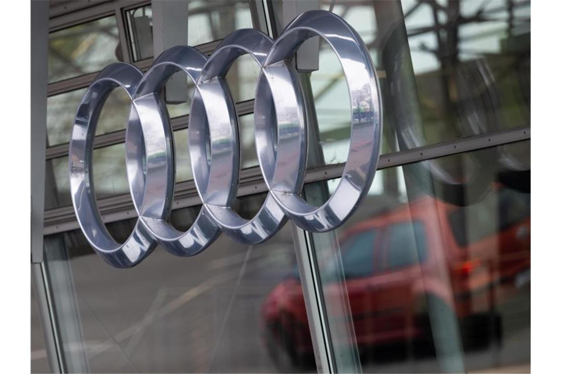 Ukraine-Krieg belastet Audi: Keine Prognose für 2022 2021 hatte Audi wegen fehlender Halbleiter wie im Vorjahr nur 1,7 Millionen Autos verkauft, aber ein Rekordergebnis von 5,5 Milliarden Euro erzielt. Foto: Julian Stratenschulte/dpa