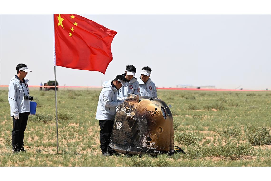 2024 hatte die viel umjubelte "Chang'e 6"-Mission erstmals Gesteinsproben von der schwer erreichbaren Rückseite des Erdtrabanten zurück zur Erde gebracht. (Archivbild)