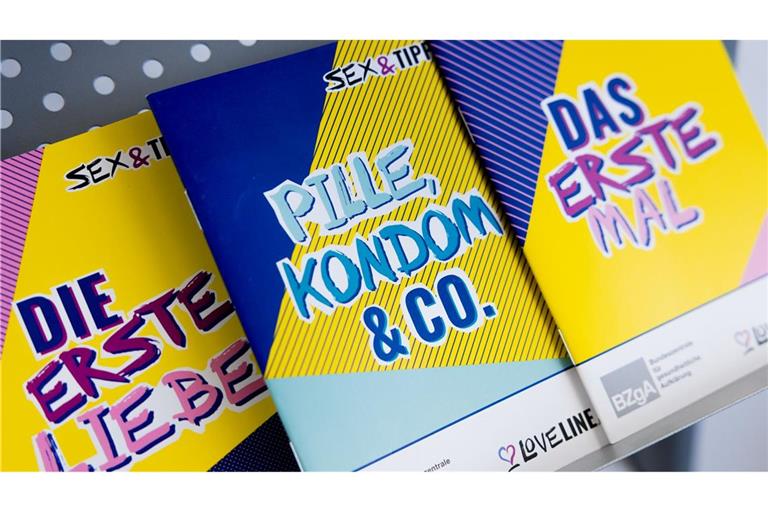 23 Prozent der 16-Jährigen haben laut Umfrage schon Geschlechtsverkehr gehabt - bei der Vorgängerstudie 2019 waren es noch 34 Prozent.