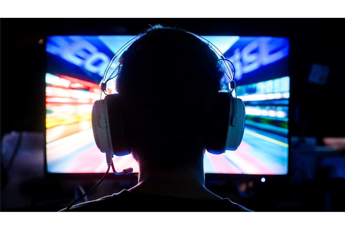 52 Prozent der Menschen in Deutschland spielen zumindest hin und wieder Video- oder Computerspiele. (Symbolbild)
