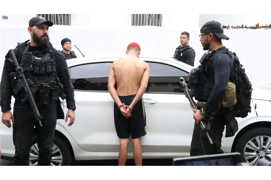 Schlag gegen Drogenbande: 64 Tote bei Polizeieinsatz in Rio Schlag gegen Drogenbande: 64 Tote bei Polizeieinsatz in Rio