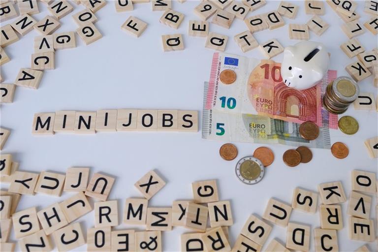 Ab 2026 darf man bis zu 603 Euro verdienen.
