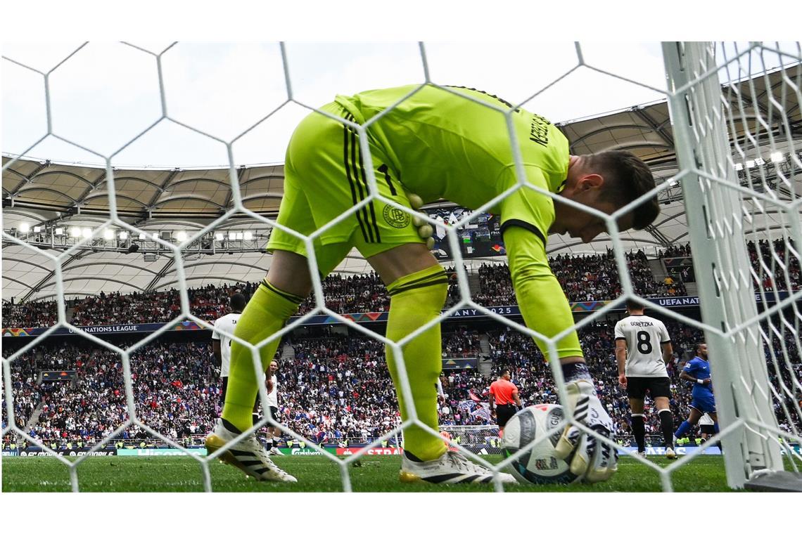 Mbappé und VAR-Frust: DFB-Team verpasst Platz drei Ab der 20. Minute viel gefordert: Deutschlands Torhüter Marc-André ter Stegen.