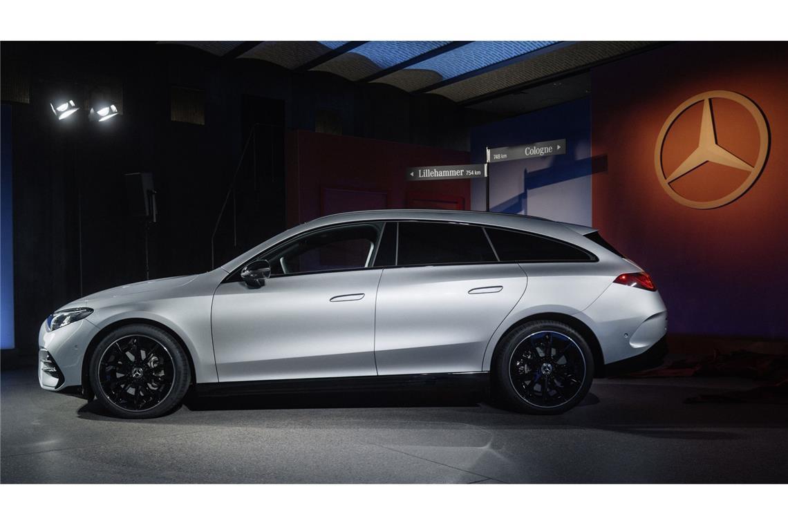 So sieht der neue Mercedes CLA Shooting Brake aus Ab der B-Säule unterscheiden sich der Shooting Brake von dem Coupé