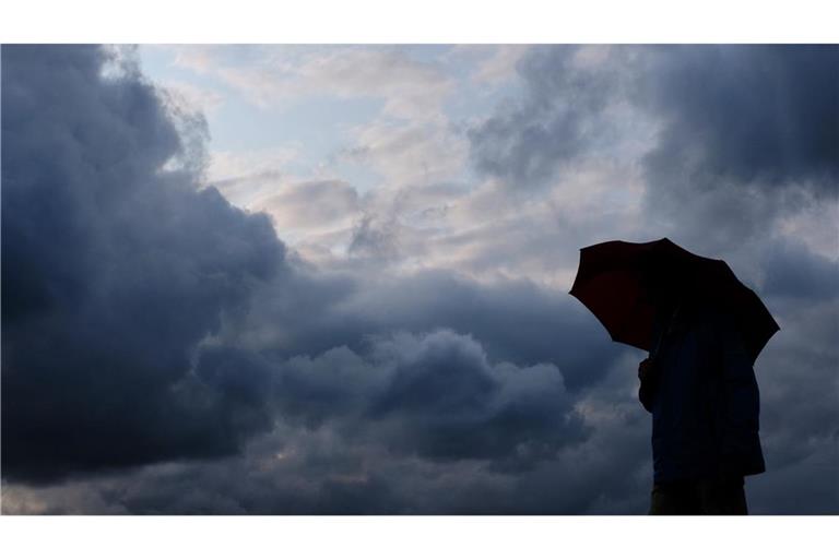 Ab Dienstag soll das Wetter wieder freundlicher werden. (Symbolbild)