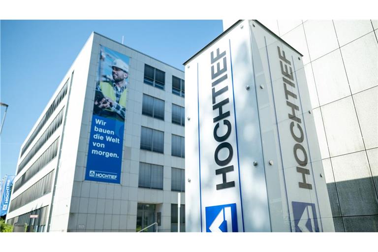 Ab Montag ist der Essener Baukonzern Hochtief im Aktien-Leitindex Dax, in dem die 40 größten börsennotierten Unternehmen Deutschlands vertreten sind.