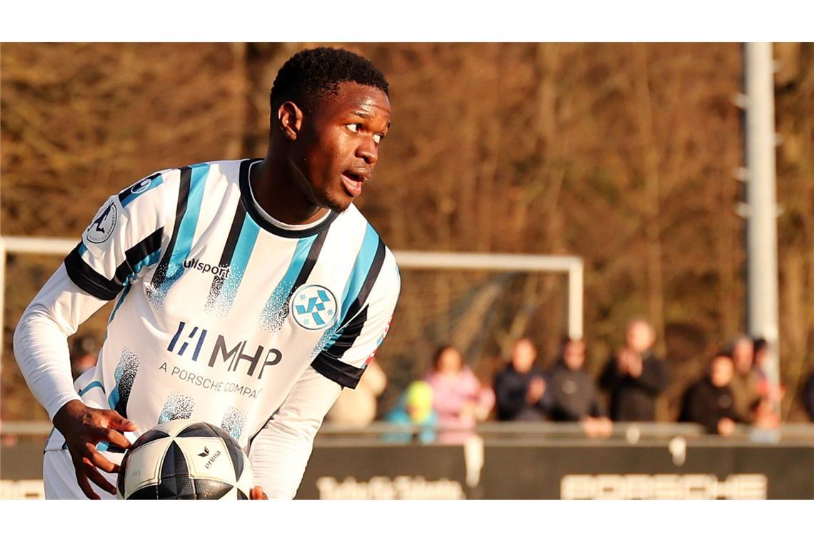 Abdoulie Mboob wird gegen Mainz in der Startelf stehen.