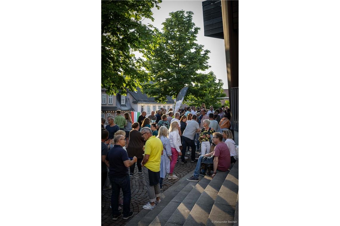 Abendstimmung auf dem Stiftshof. 