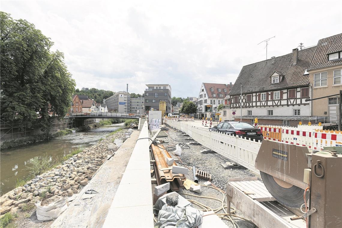 Abschnitt Talstraße/Aspacher Straße/Aspacher Brücke. 