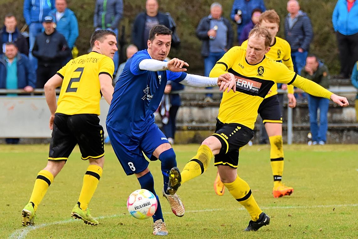 Fußball-Kreisliga A2: Spannung und Dramatik vorne und hinten