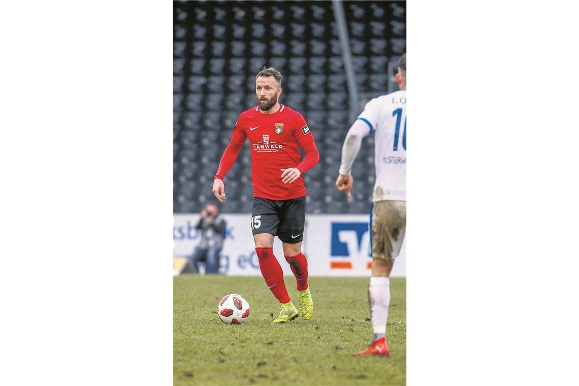 Acht Spiele, vier Tore: Zlatko Janjic hatte einen ordentlichen Start in Aspach. Der 32-Jährige will der SG mit seiner Ruhe am Ball, seiner Kaltschnäuzigkeit und Erfahrung helfen. Foto: A. Becher