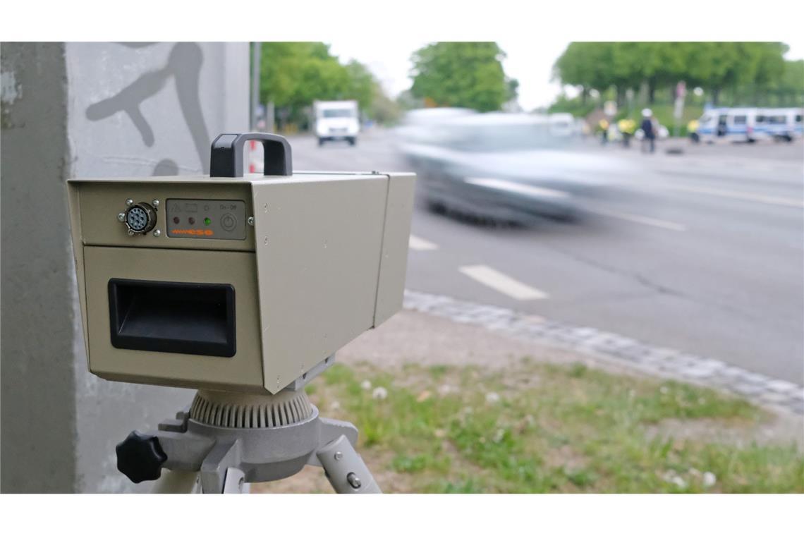 Achtung, aller Orten werden die Radarfallen wieder aufgestellt und scharf geschaltet.