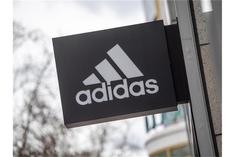 Adidas hat Zahlen für das 3. Quartal bekanntgegeben. Foto: Christophe Gateau/dpa