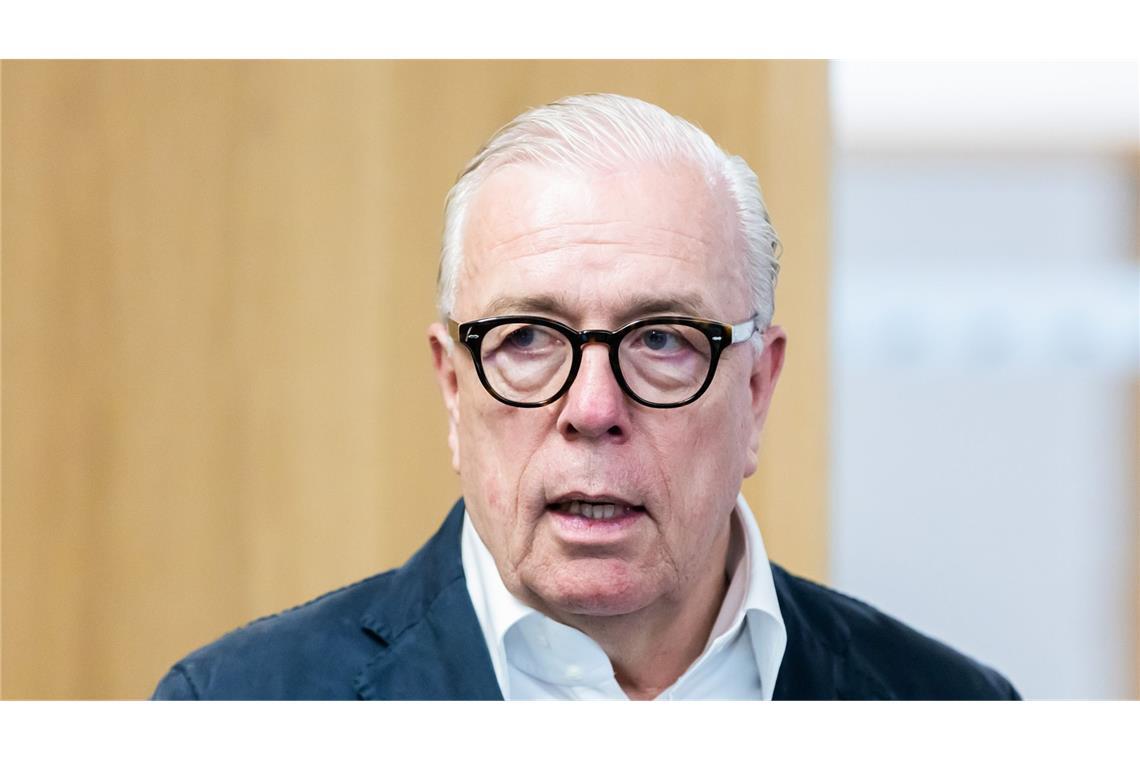 Ärztepräsident: Große Chancen für KI im Gesundheitswesen Ärztepräsident Klaus Reinhardt beklagt eine mangelnde Steuerung bei der Versorgung von Patienten in Deutschland. (Archivbild)