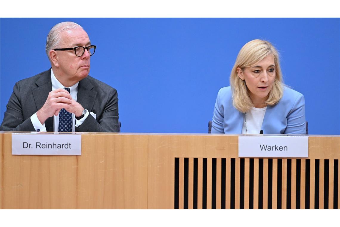 Ärztepräsident Reinhardt begrüßt Ministerin Warken beim Ärztetag - mit Kritik? (Archivbild)