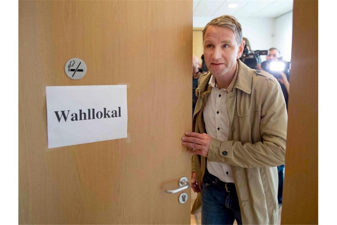 AfD-Landeschef Björn Höcke nach seiner Stimmabgabe im thüringischen Bornhagen. Foto: Swen Pförtner/dpa-Zentralbild/dpa