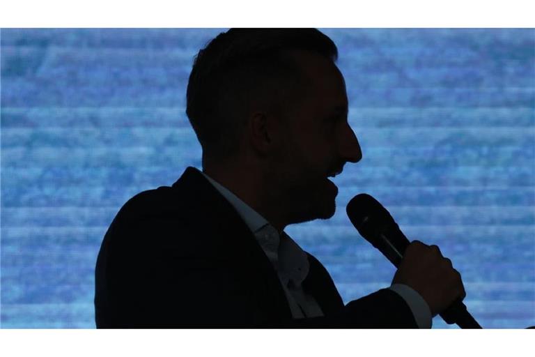 AfD-Spitzenkandidat Ulrich Siegmund spricht am 31. August 2026 auf einem Bürgerdialog im Ortsteil Klein Wanzleben zur Landtagswahl 2026. 