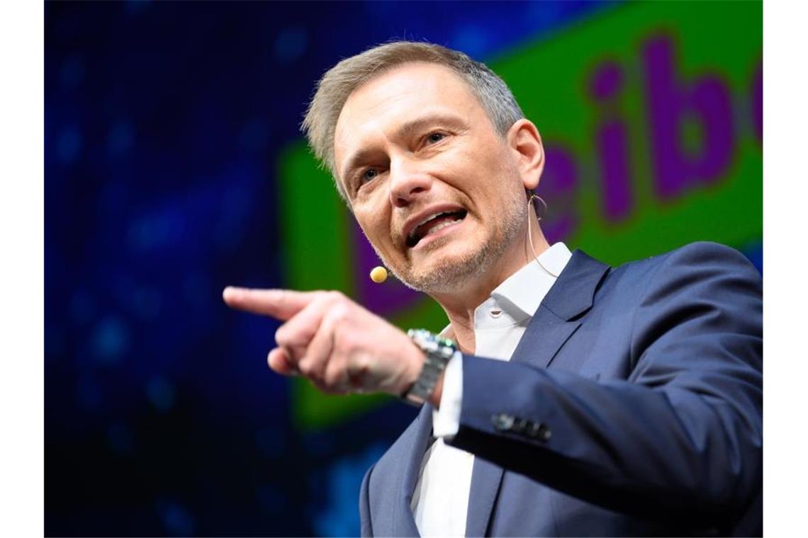 Agriffslustig: FDP-Chef Christian Lindner während des Dreikönigstreffens im Stuttgarter Opernhaus. Foto: Sebastian Gollnow/dpa