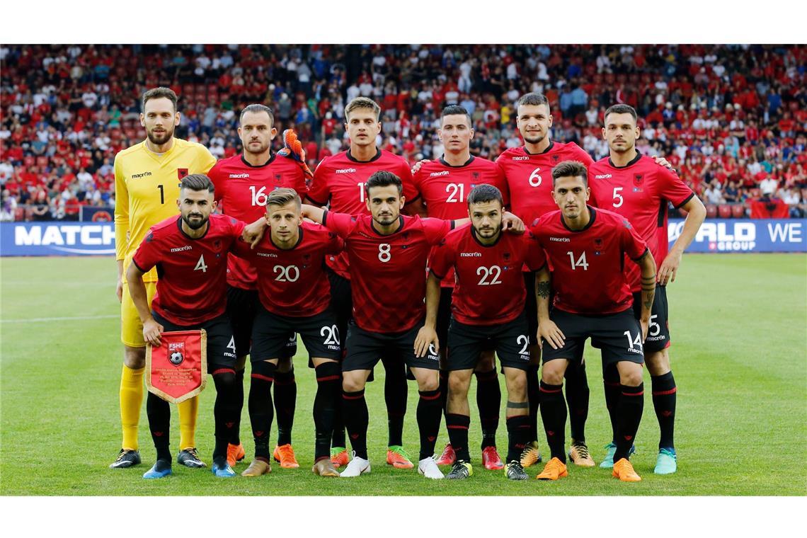 Albanien, Quali-Gruppe E: Albanien qualifizierte sich durch ein 1:1 Unentschieden in Moldau für die Endrunde der Europameisterschaft. Es ist erst die zweite EM-Teilnahme für Albanien, 2016 schied das Team in der Gruppenphase aus.