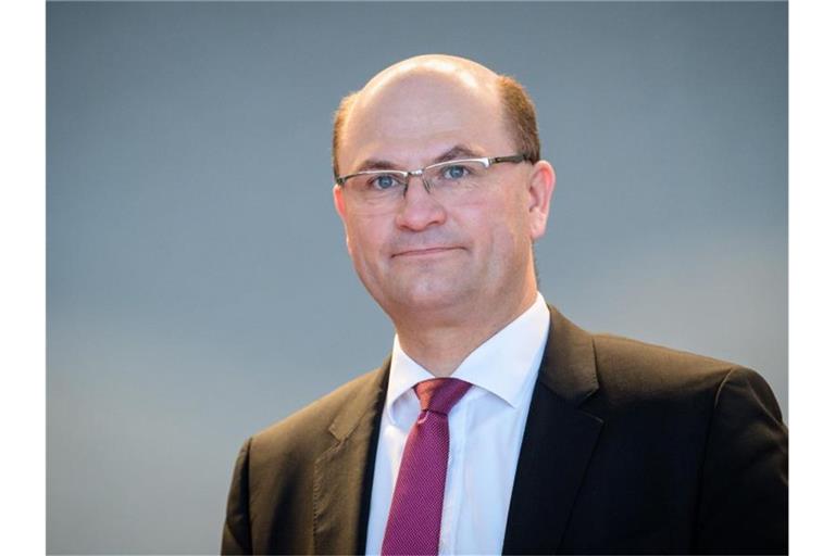 Albert Füracker (CSU), Finanzminister von Bayern, ist gegen eine Wiedereinführung der Vermögensteuer. Foto: Matthias Balk