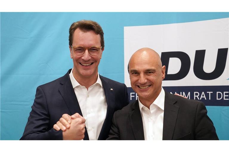 Alexander Omar Kalouti (rechts, CDU) hat die Stichwahl um das Amt des Dortmunder Oberbürgermeisters gegen den bisherigen OB Thomas Westphal (SPD) gewonnen.