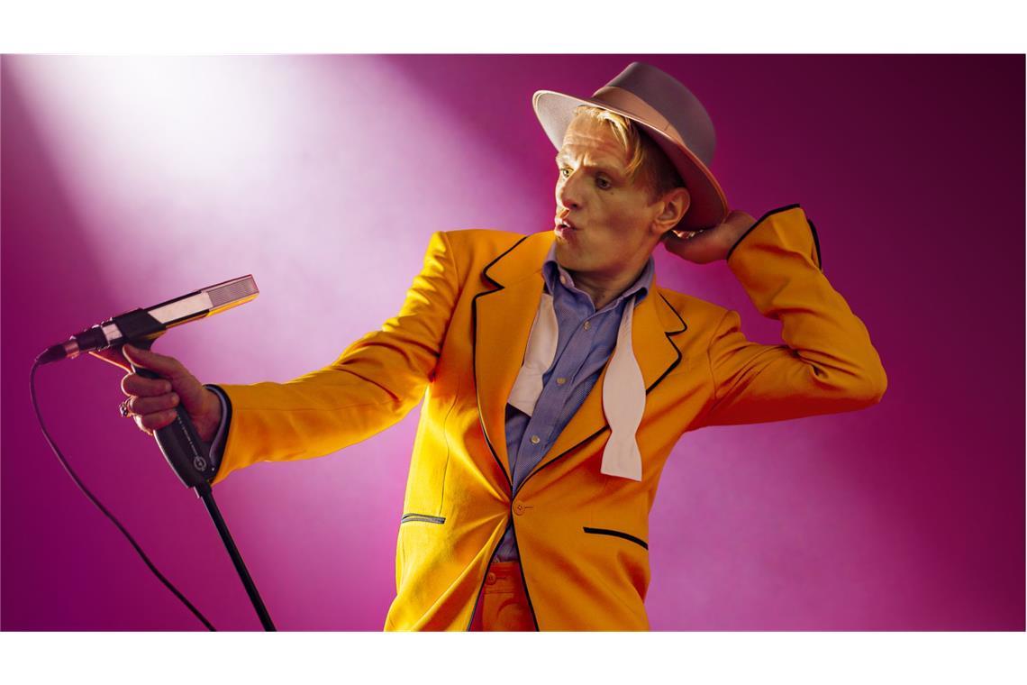 Alexander Scheer tritt nicht mit David Bowies Liedern in Stuttgart auf.