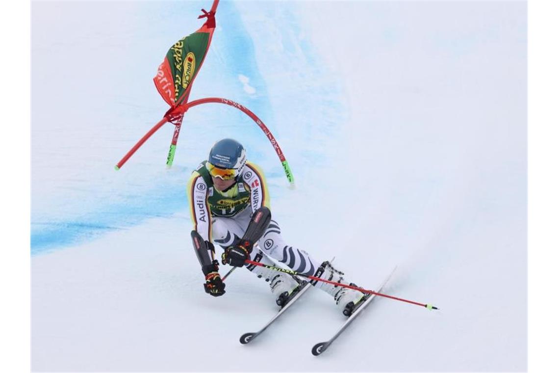 Ski-Ass Schmid nähert sich der Weltspitze: Top-Ten-Platz Alexander Schmid setzte seinen Aufwärtstrend im Weltcup fort. Foto: Alessandro Trovati/AP/dpa