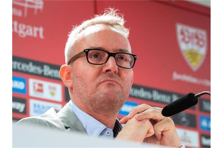 Alexander Wehrle, Vorstandsvorsitzender der VfB Stuttgart 1893 AG, nimmt an einer Pressekonferenz teil. Foto: Marijan Murat/dpa
